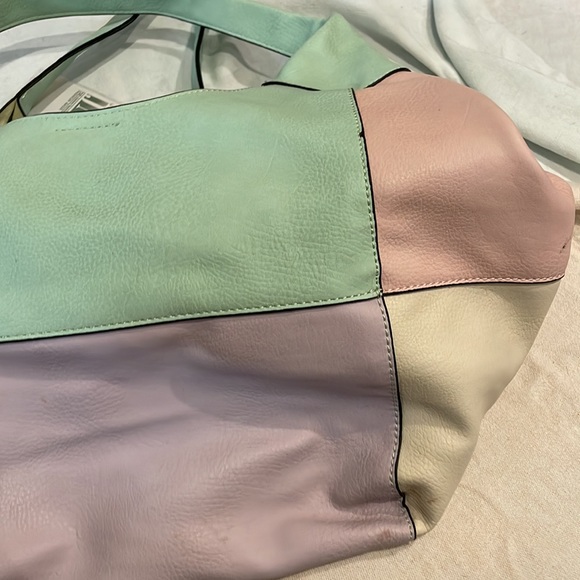 NWOT - Pastel green/purple/pink soft vegan leather purpose with accessory bag - Picture 5 of 13